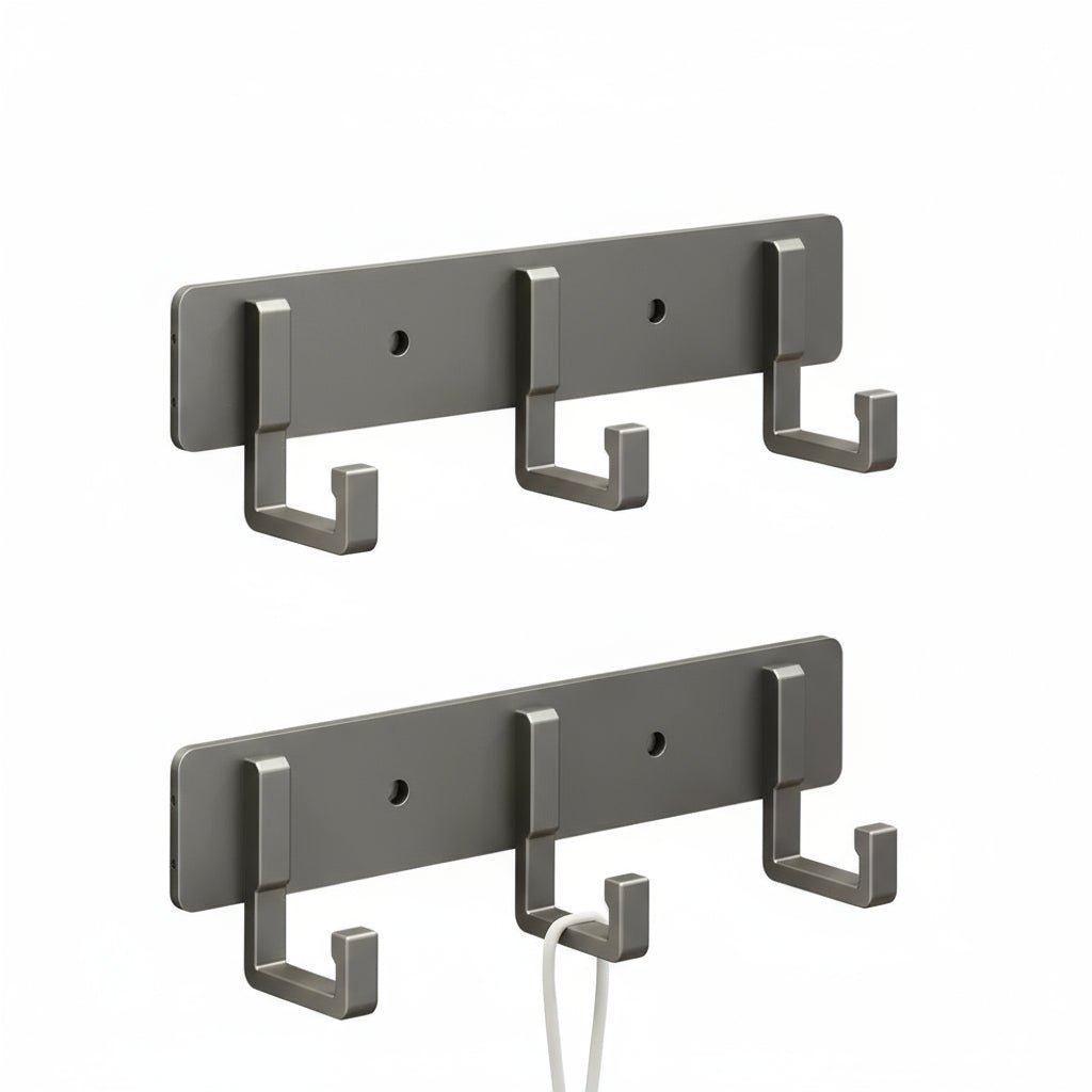 Wandgarderobe mit schwarzen Haken für modernes Wohnen 0