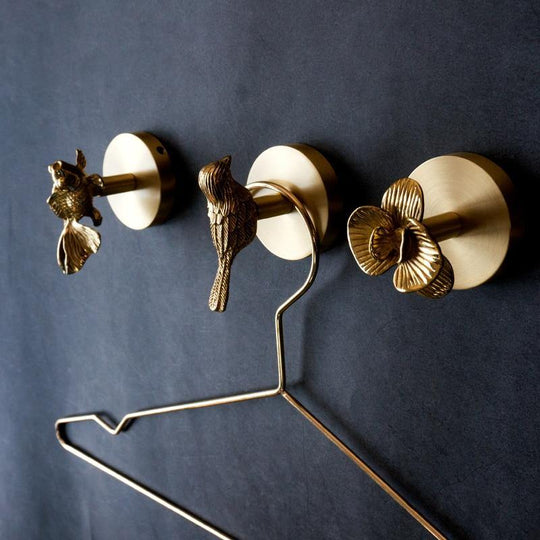 Wandhaken Tierdesign aus Messing mit Gold-Finish 1