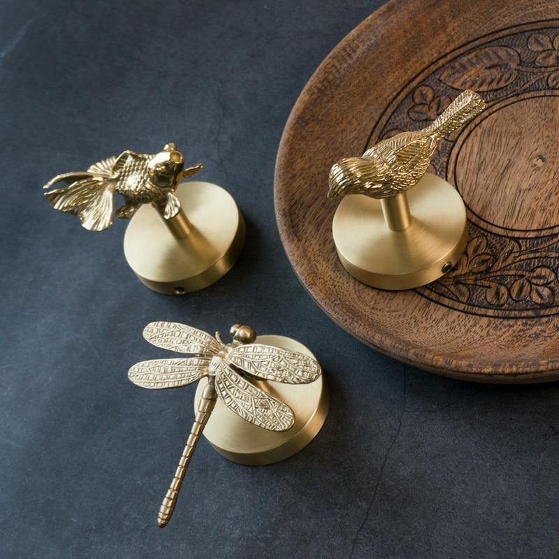 Wandhaken Tierdesign aus Messing mit Gold-Finish 2