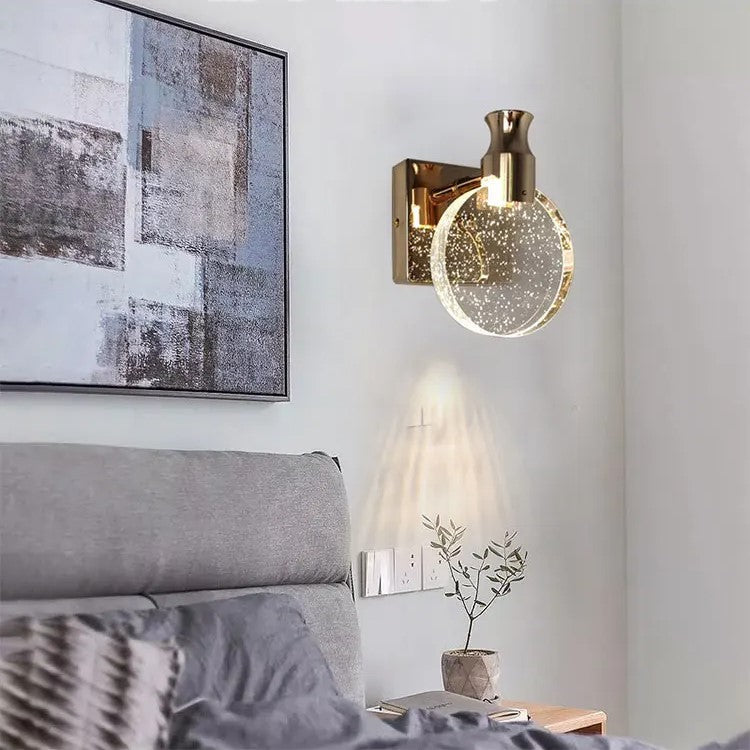 Wandleuchte Modern mit Goldakzenten 4