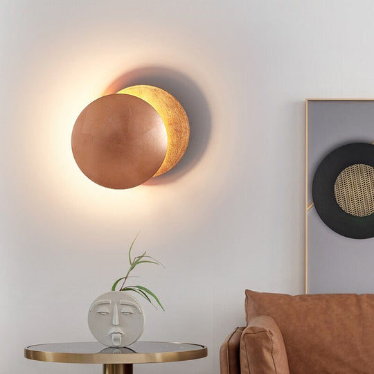 Wandleuchte Solaris mit einzigartigem Lichtspiel 4