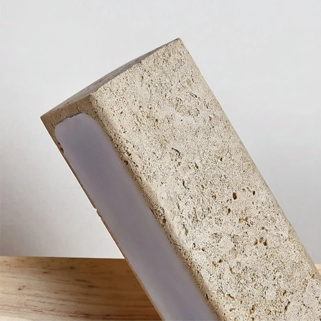Wandleuchte aus Travertin mit drehbarem Design 4