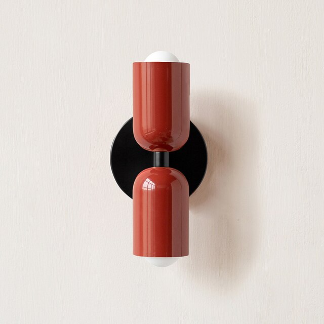 Wandleuchte mit Doppelkopf Design 2