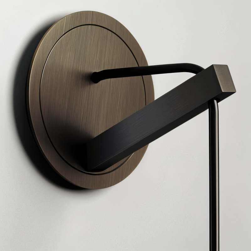 Wandleuchte mit Rauchglas und Kupferdetails 6