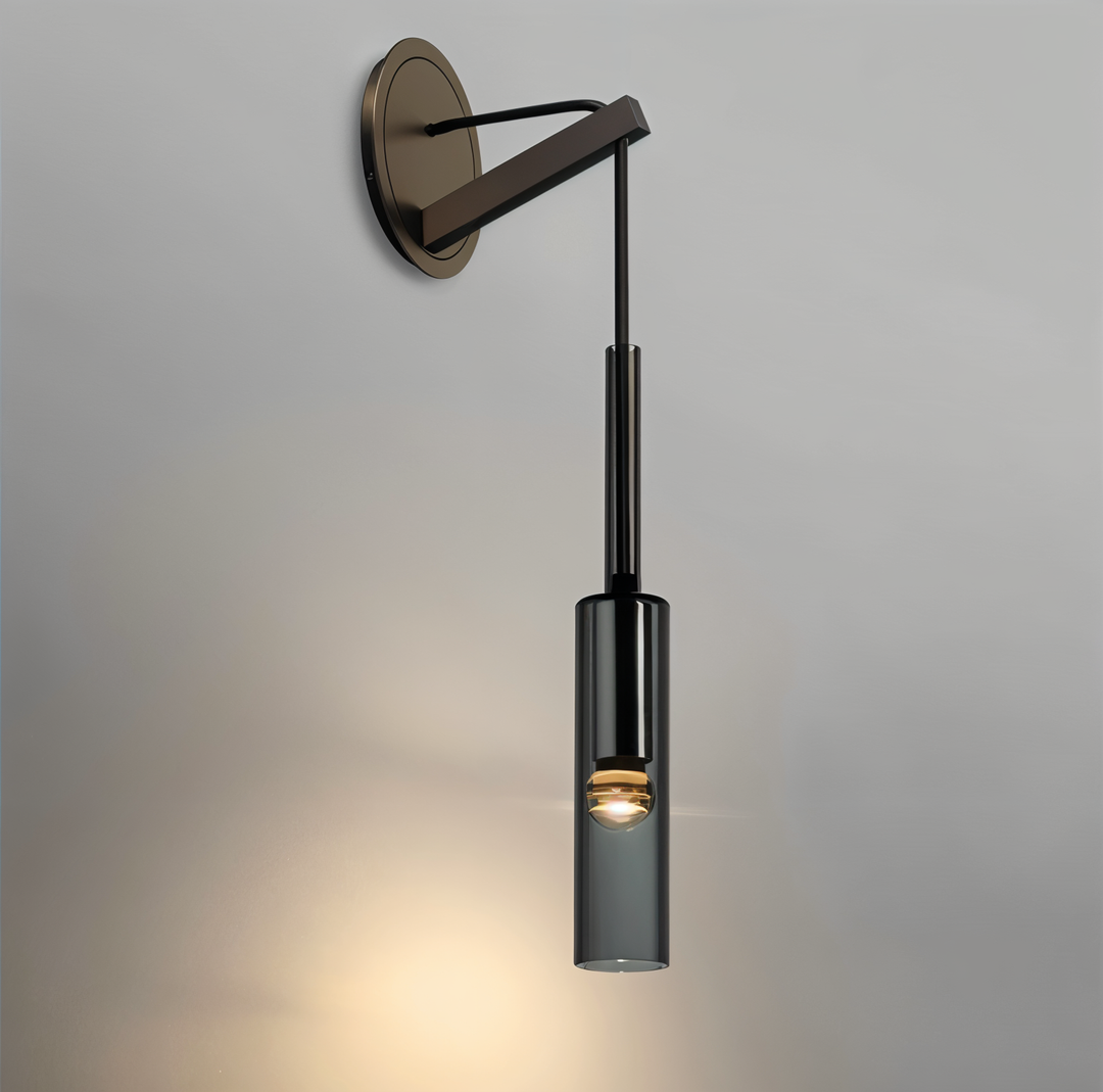Wandleuchte mit Rauchglas und Kupferdetails 7