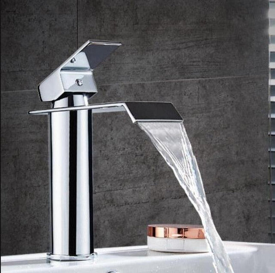 Waschtischarmatur Wasserfallarmatur für modernes Badezimmer 0