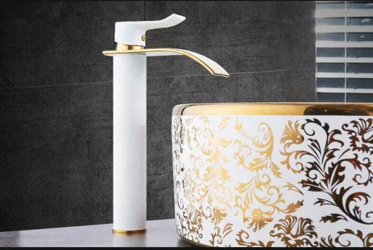 Waschtischarmatur Wasserfallarmatur für modernes Badezimmer 12
