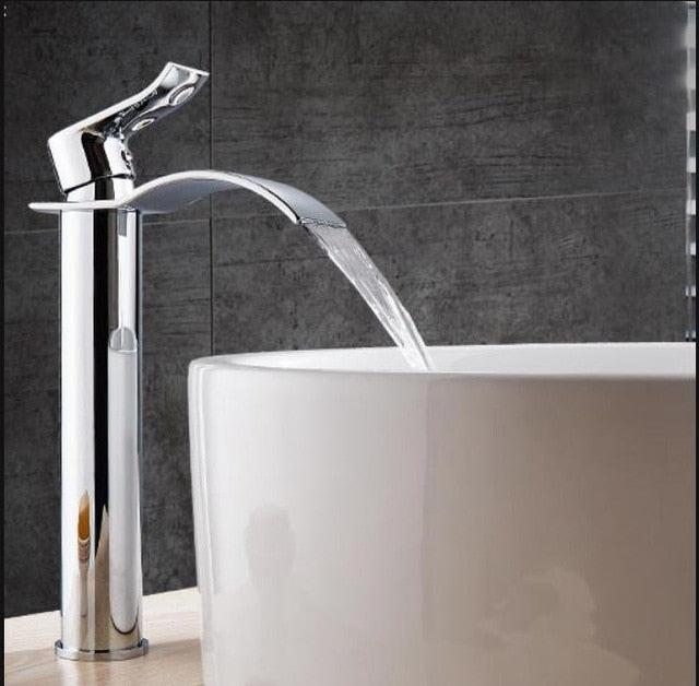 Waschtischarmatur Wasserfallarmatur für modernes Badezimmer 8