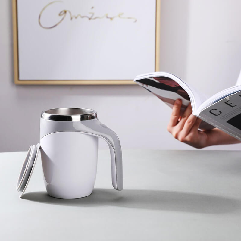 Wiederaufladbarer Trinkbecher mit Automatischem Rührwerk für Perfekte Getränke 5
