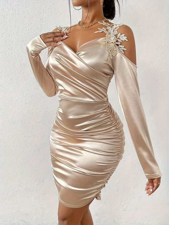 Damen Rüschenkleid Schulterfrei Elegantes Festliches Kleid für Hochzeitsgast aus Hochwertigem Stoff-4