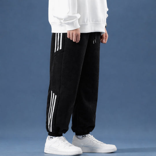 Herren Jogginghose mit Seitlichen Streifen