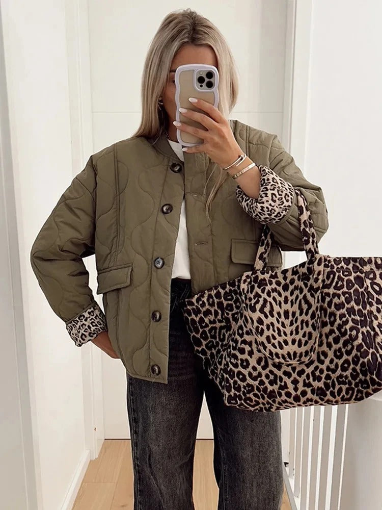 Wattierte Jacke mit Fronttasche für Damen