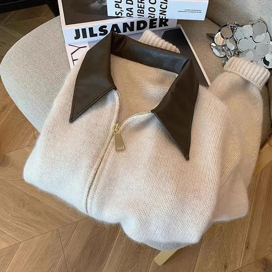 Strickpullover mit Ledercollier für Damen