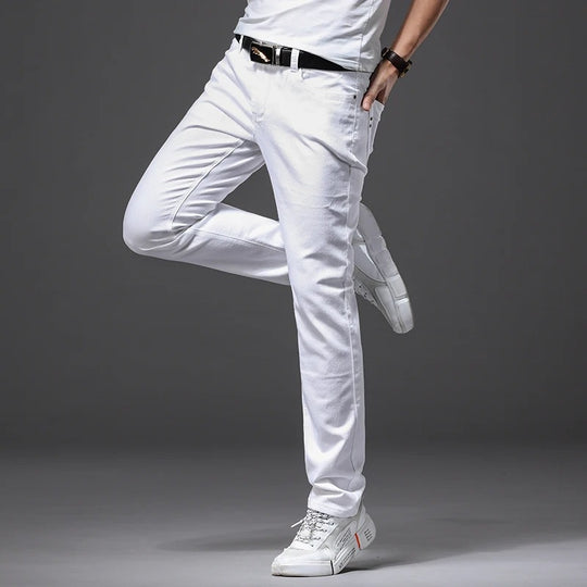 Klassische weiße Slim Fit Herrenjeans