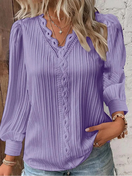 Damen-Shirt mit V-Ausschnitt und Ziernähten