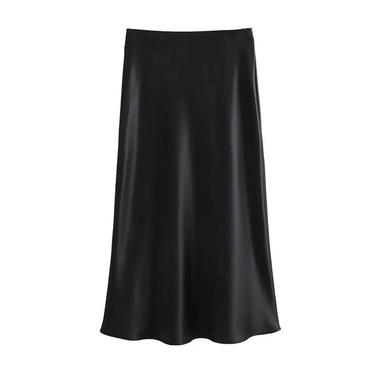 Frauen fließender Satin-Midi-Rock